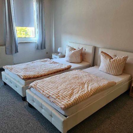 2 Raum Wohnung Im Dg Zwickau Extérieur photo