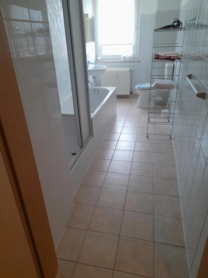 2 Raum Wohnung Im Dg Zwickau Extérieur photo